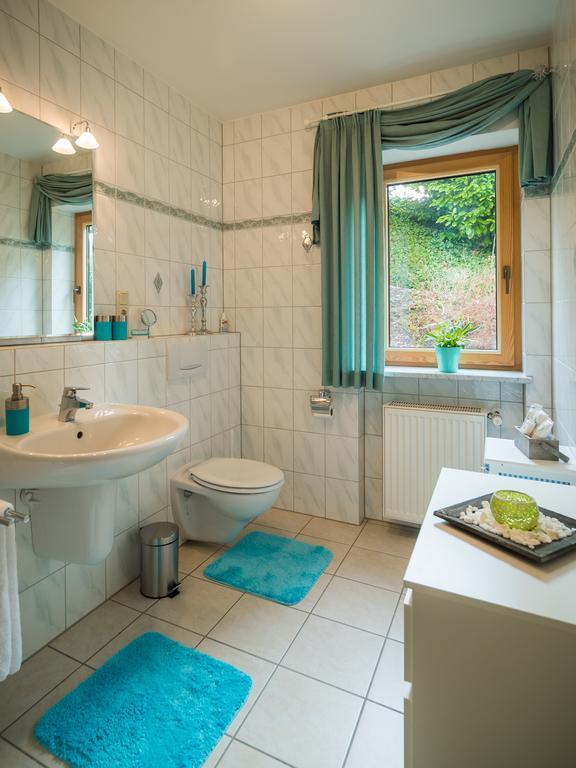 Ferienwohnung Am Edelberg Enkirch Esterno foto